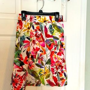 Ripskirt Hawaii Size Med. Length 2